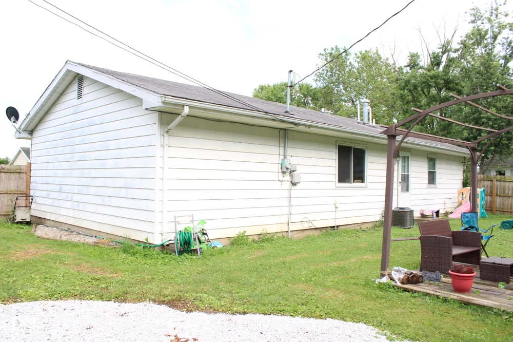 321 Vicksburg Lane West Lafayette, IN 47906