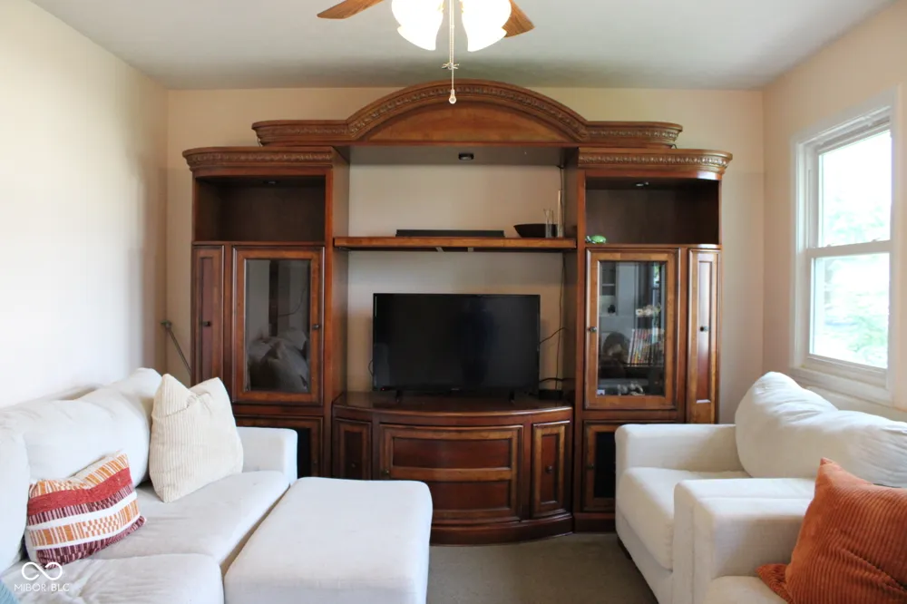321 Vicksburg Lane West Lafayette, IN 47906