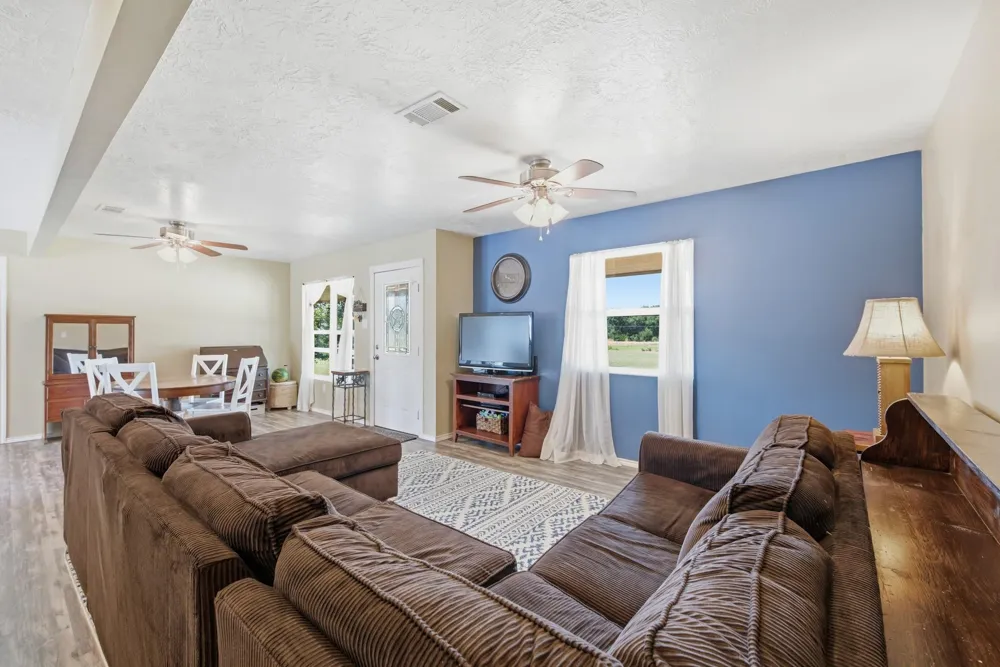 12931 Park Road 57 Somerville, TX 77879