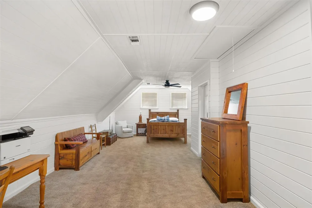 11201 Wildlife Circle Carmine, TX 78932