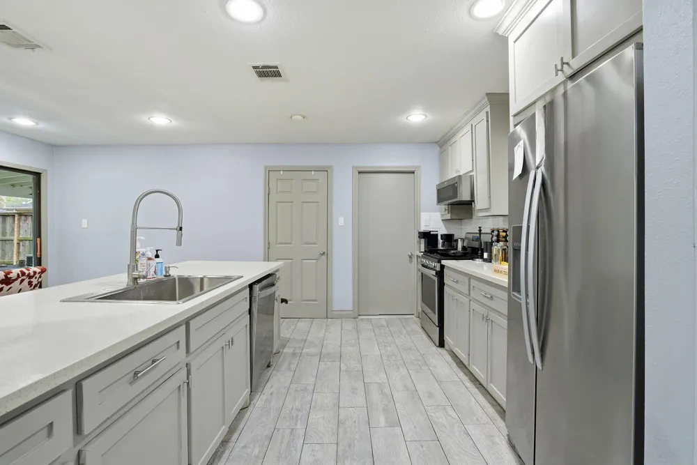 6023 Pineshade Lane Houston, TX 77008