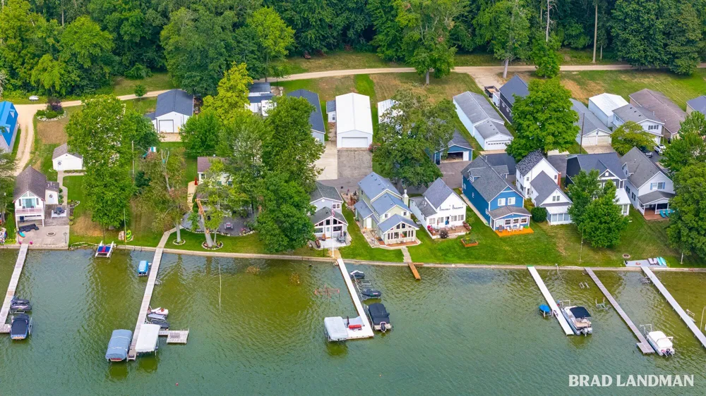 3461 Sandy Beach Street Wayland, MI 49348