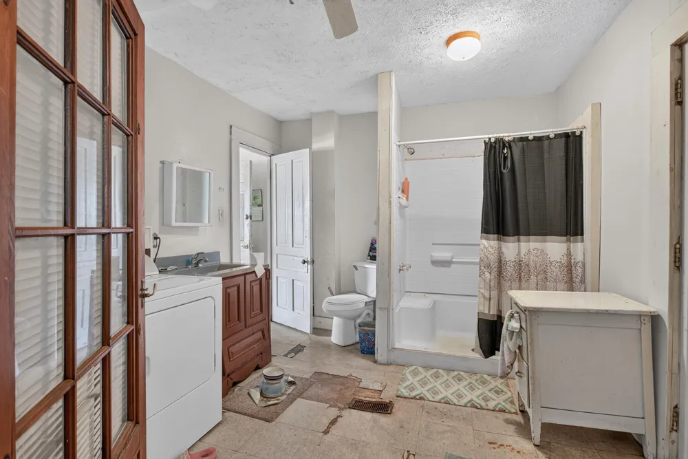 401 S Elm Avenue Jackson City, MI 49203