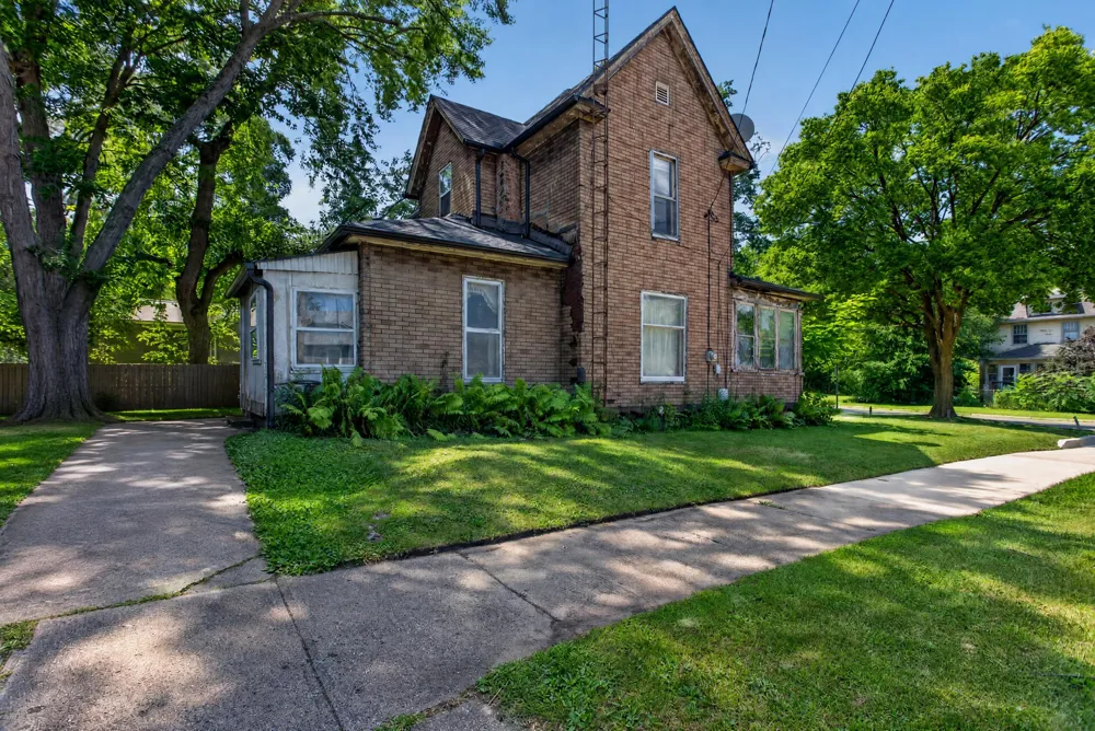 401 S Elm Avenue Jackson City, MI 49203