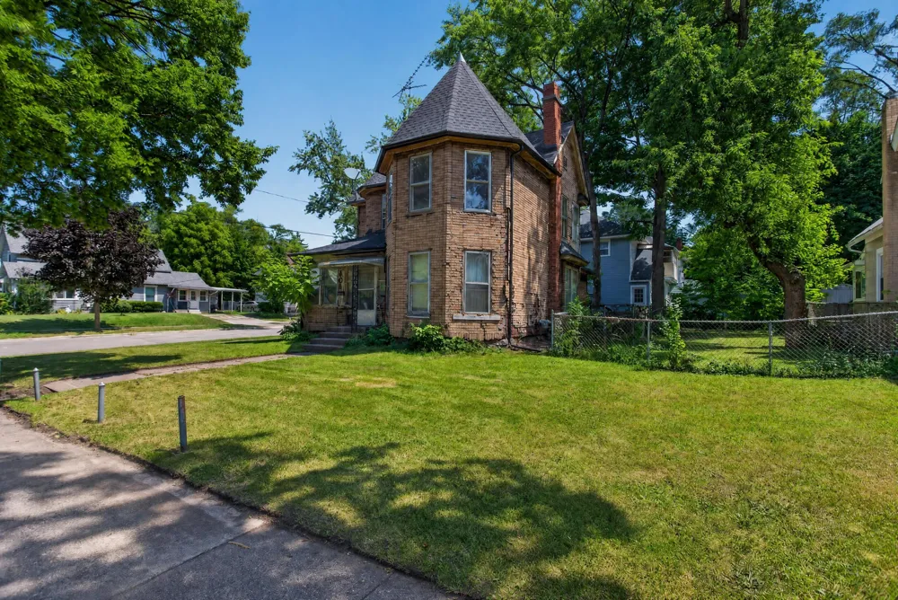 401 S Elm Avenue Jackson City, MI 49203