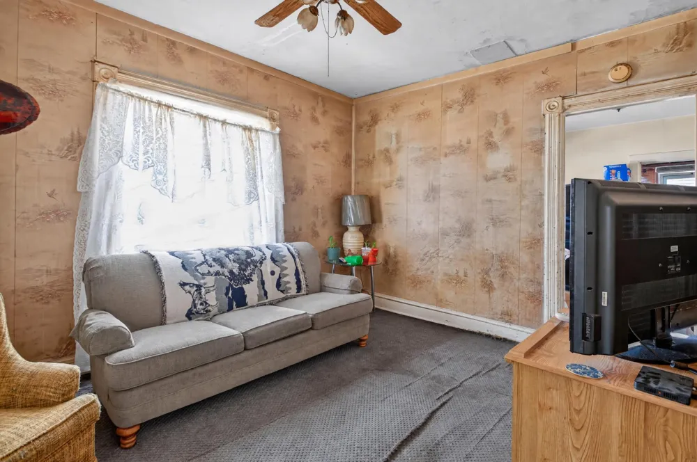 401 S Elm Avenue Jackson City, MI 49203