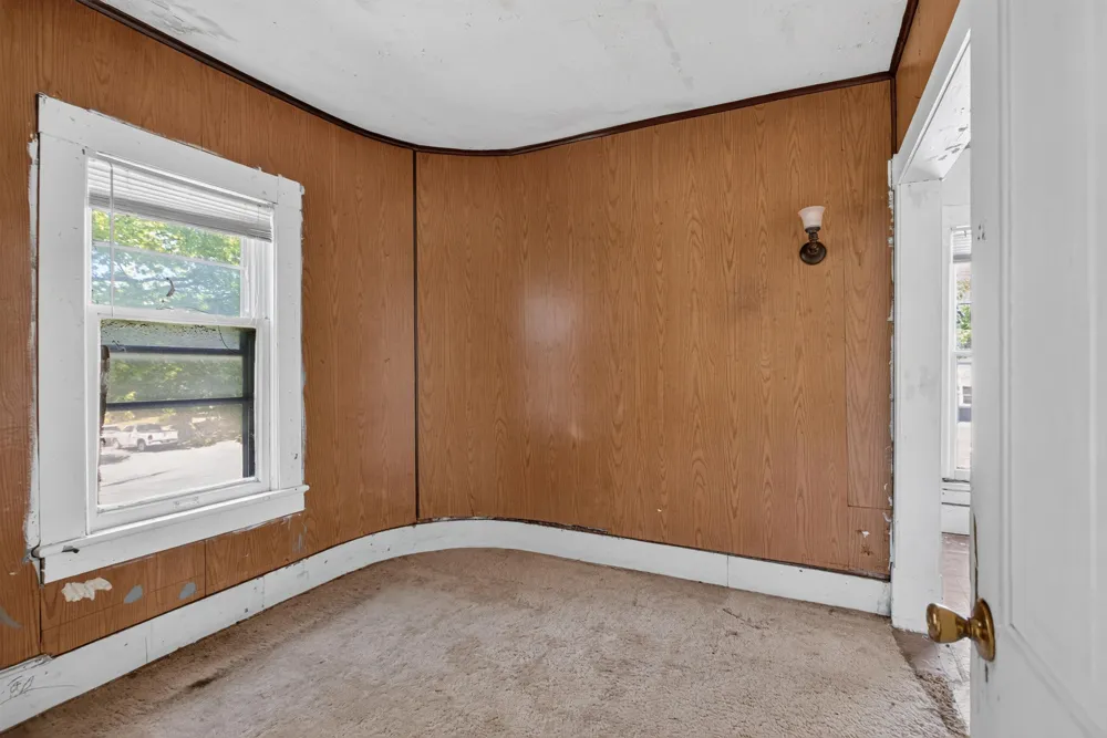 401 S Elm Avenue Jackson City, MI 49203