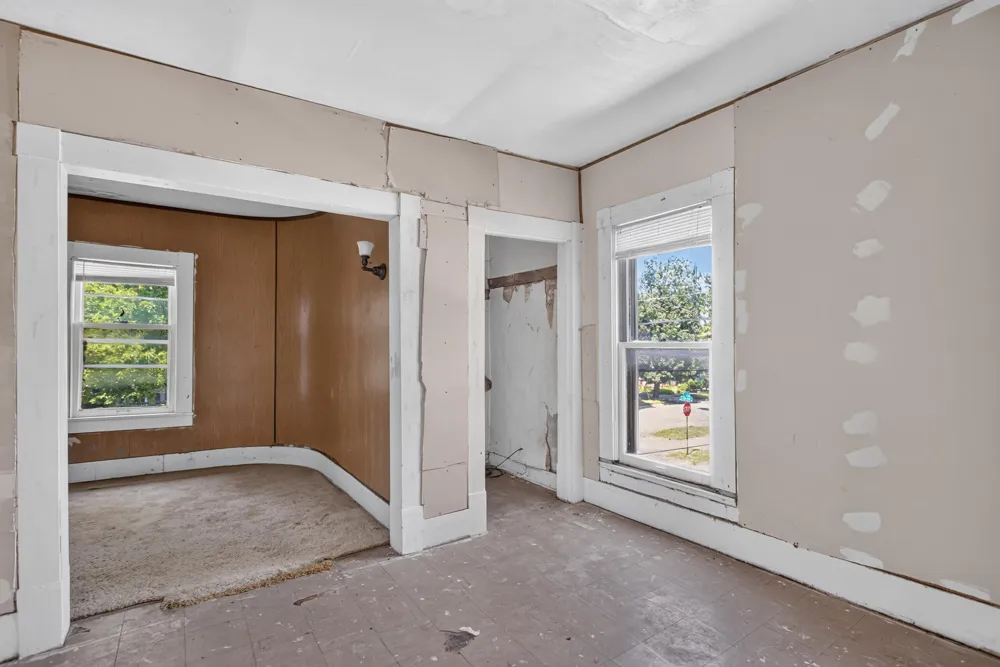 401 S Elm Avenue Jackson City, MI 49203
