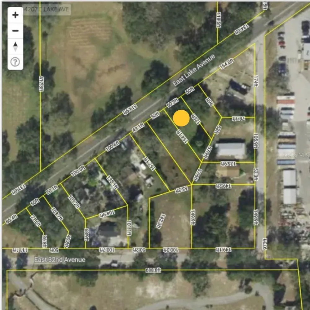 4621 E LAKE AVENUE Tampa, FL 33610