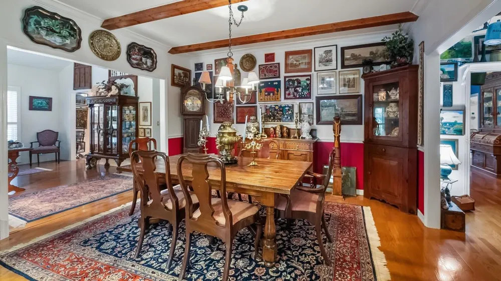 403 MISSION LANE Howey In The Hills, FL 34737