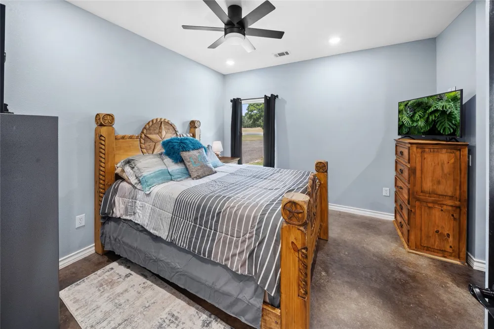 1640 Blair Drive Cleburne, TX 76031