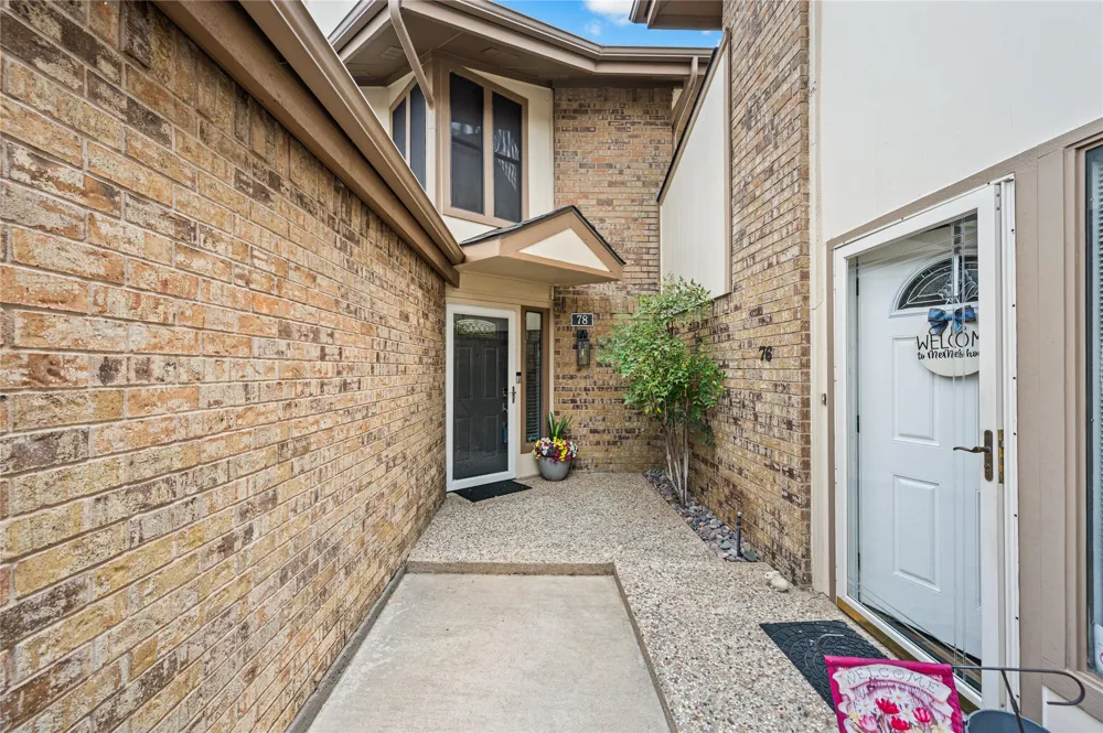 78 Morrow Drive Bedford, TX 76021