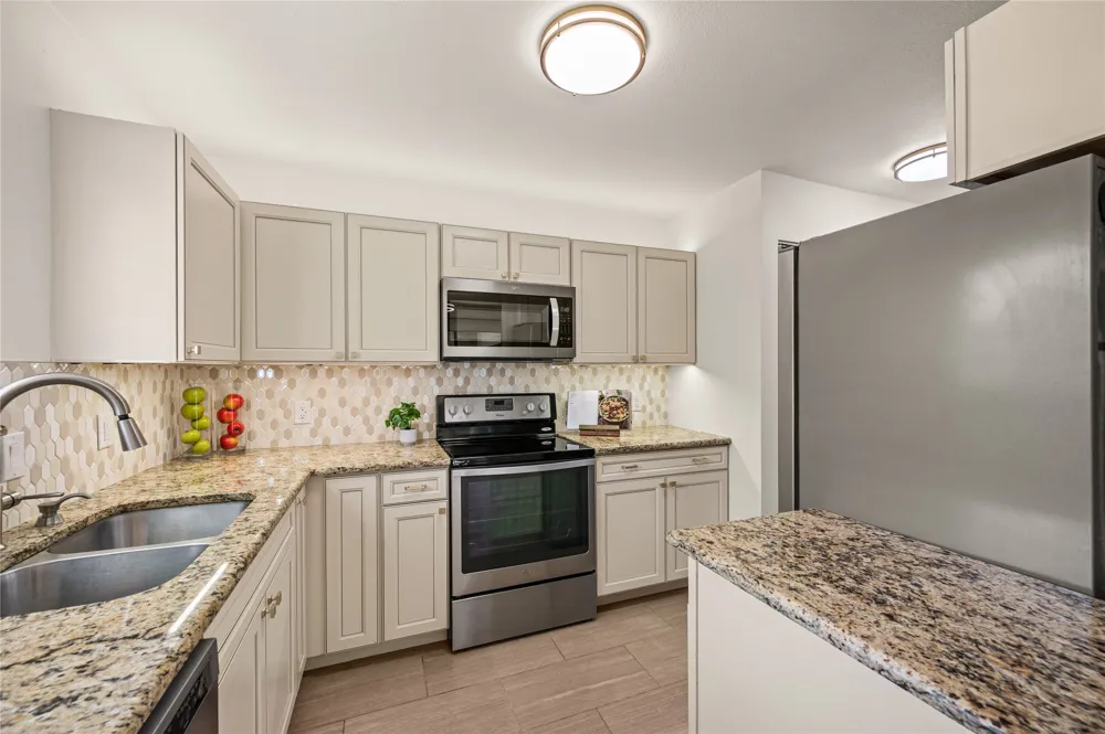 78 Morrow Drive Bedford, TX 76021