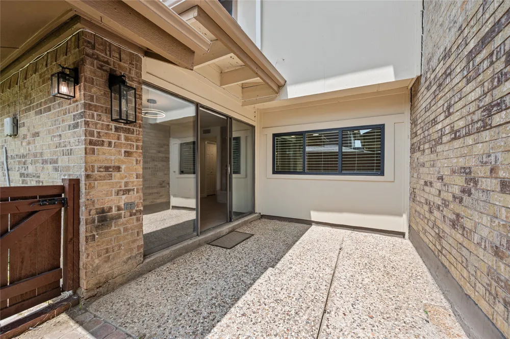 78 Morrow Drive Bedford, TX 76021