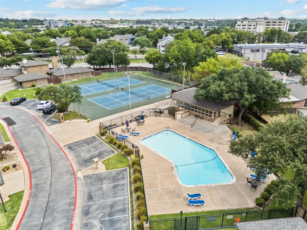 78 Morrow Drive Bedford, TX 76021