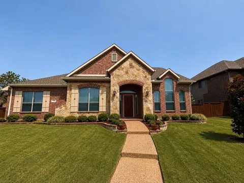 710 Rosewood Drive