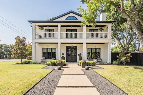 3062 Primrose Lane