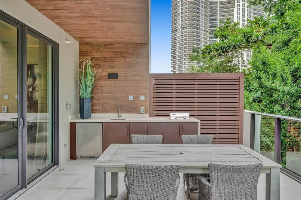 3040 Ocean Boulevard #N106 Fort Lauderdale, FL 33308