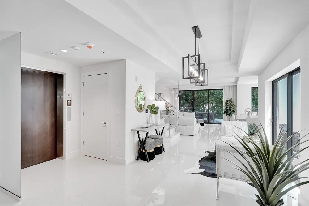 3040 Ocean Boulevard #N106 Fort Lauderdale, FL 33308