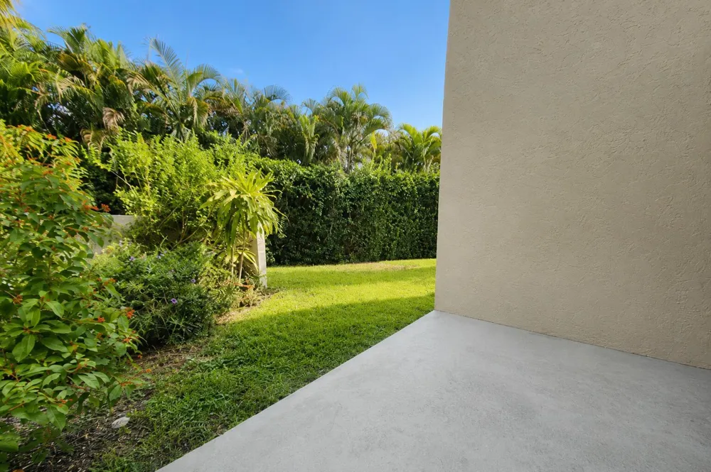 3130 KINGSWOOD TERRACE Boca Raton, FL 33431