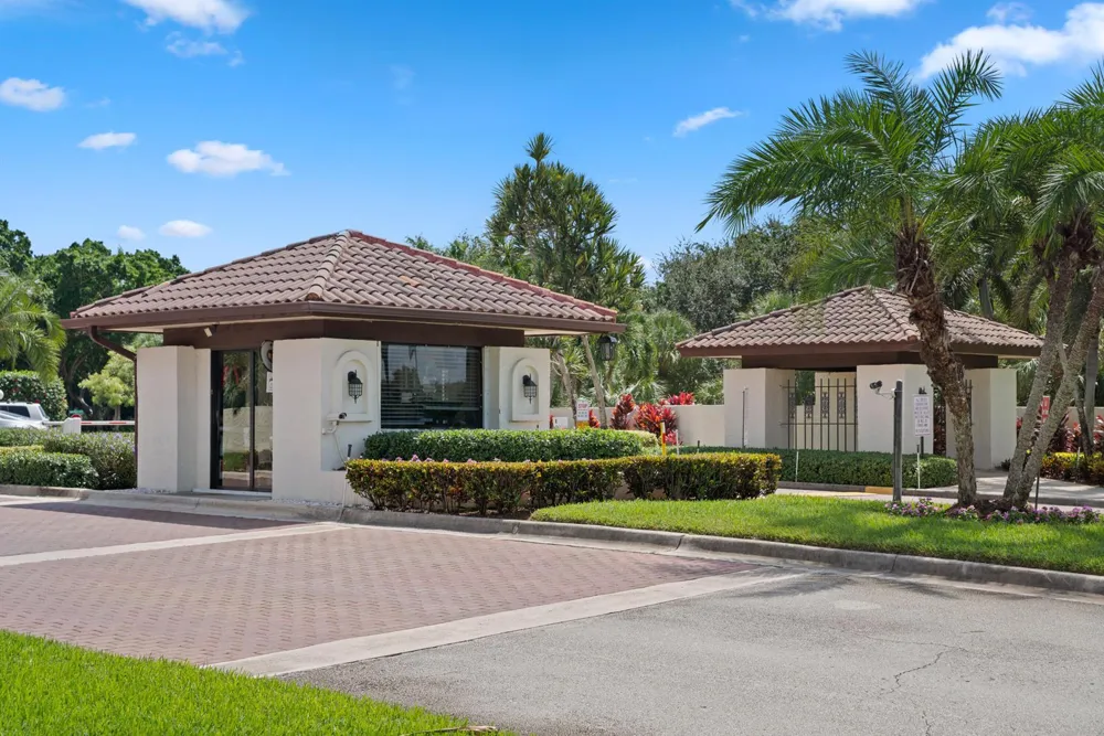 3130 KINGSWOOD TERRACE Boca Raton, FL 33431
