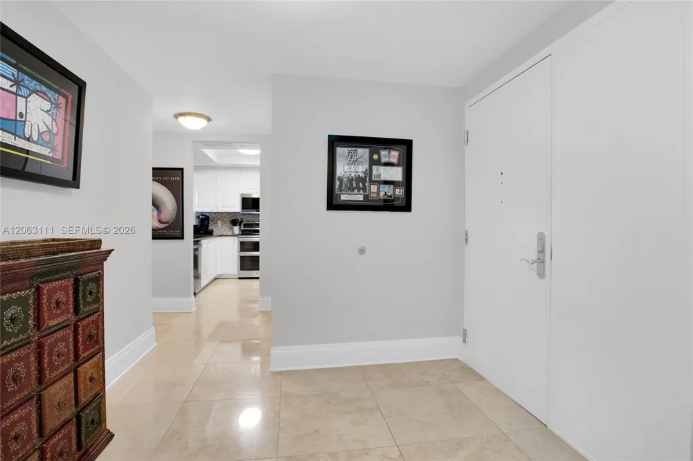 3400 SW 27th Ave #1904 Coconut Grove, FL 33133