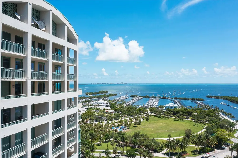 3400 SW 27th Ave #1904 Coconut Grove, FL 33133