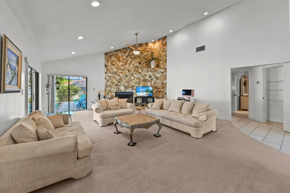 7131 NW 3rd Avenue Boca Raton, FL 33487