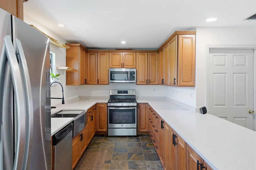 7980 21ST STREET SW Vero Beach, FL 32968