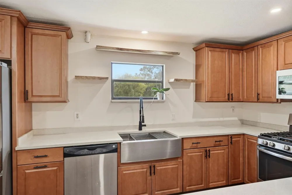 7980 21ST STREET SW Vero Beach, FL 32968