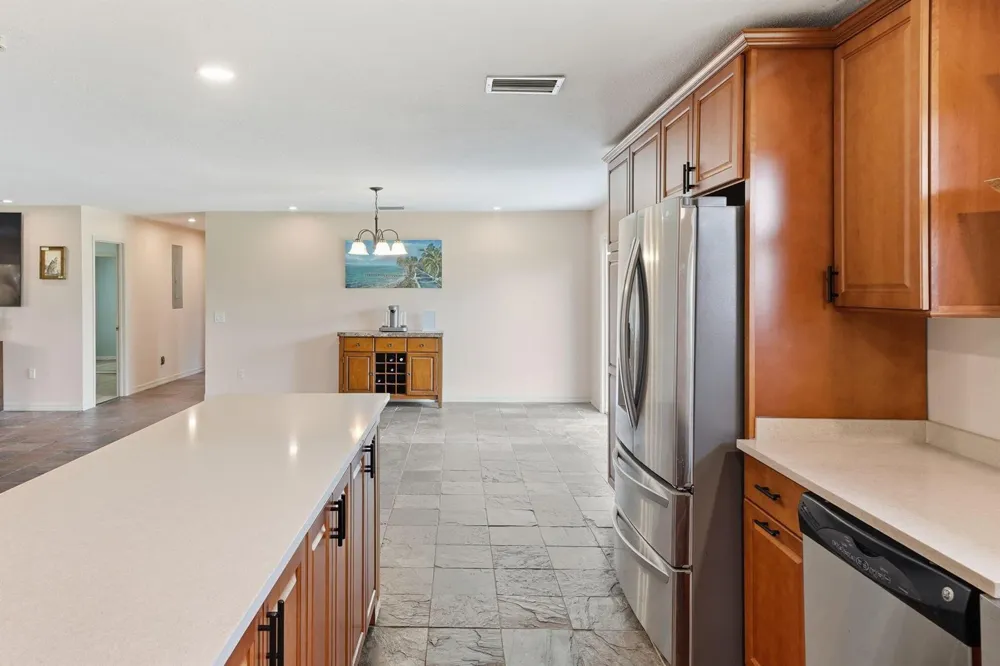 7980 21ST STREET SW Vero Beach, FL 32968