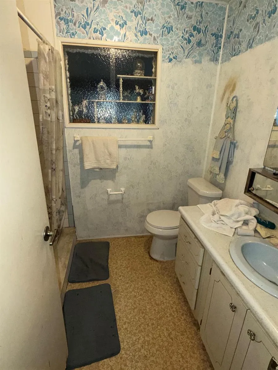 1801 SW 84TH AVENUE Davie, FL 33324