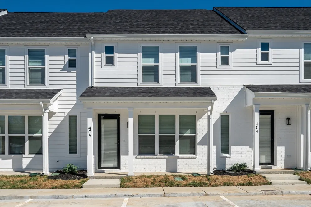 405 Curtis Hilton Way Lebanon, TN 37087