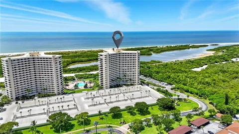 440 Seaview Court #201