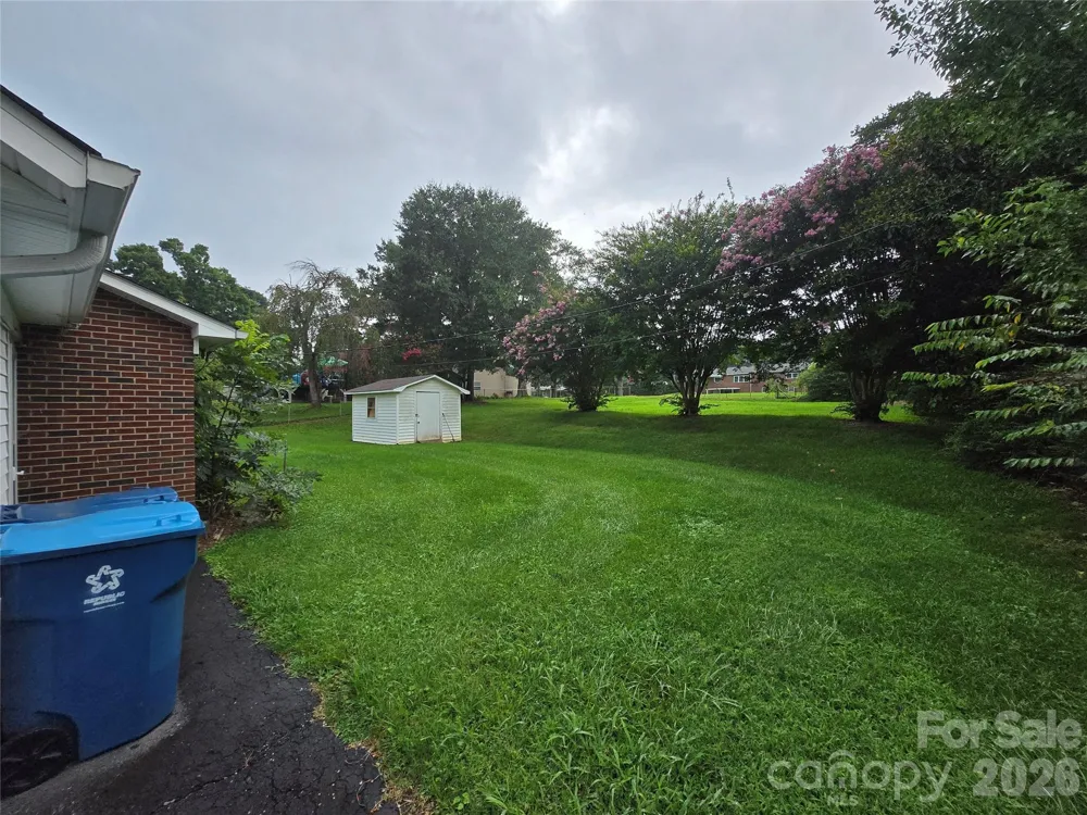 1326 26th Street SW Hickory, NC 28602