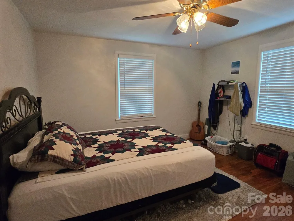 1326 26th Street SW Hickory, NC 28602