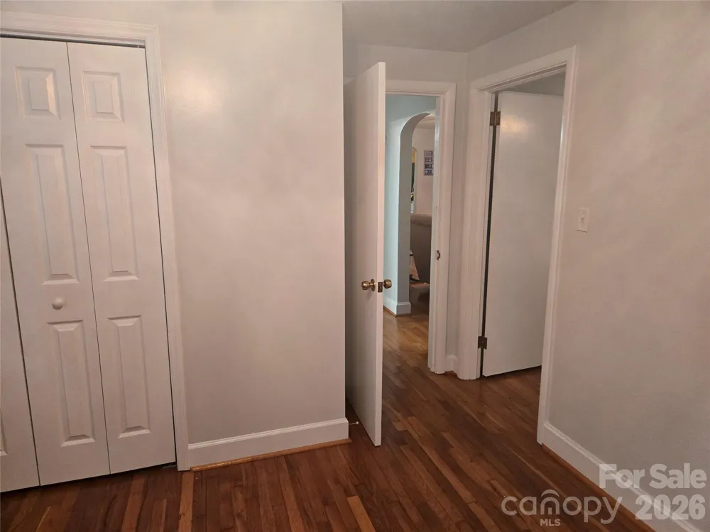 1326 26th Street SW Hickory, NC 28602