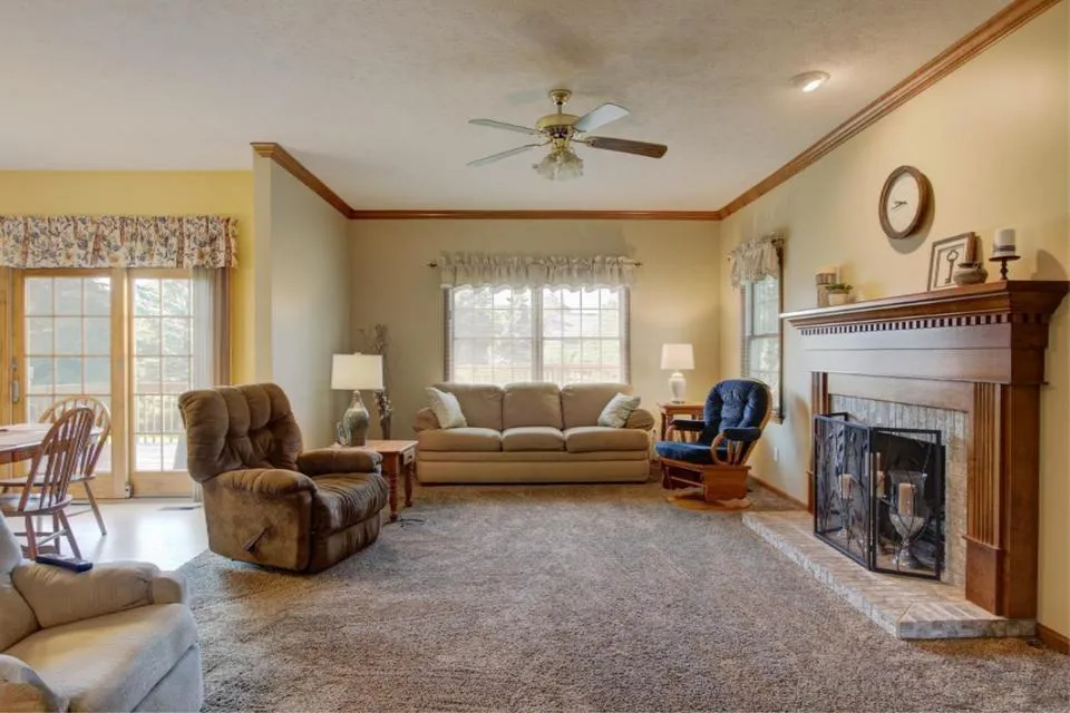 1450 Penncross Drive SE Caledonia, MI 49316