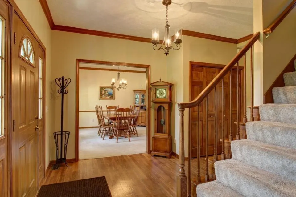 1450 Penncross Drive SE Caledonia, MI 49316