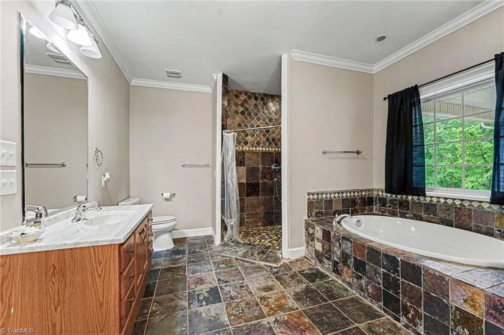 9190 Laurel Glenn Drive Rural Hall, NC 27045