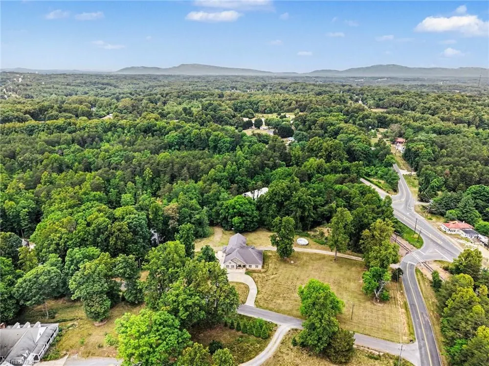 9190 Laurel Glenn Drive Rural Hall, NC 27045
