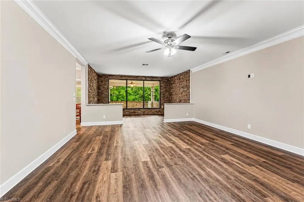 9190 Laurel Glenn Drive Rural Hall, NC 27045