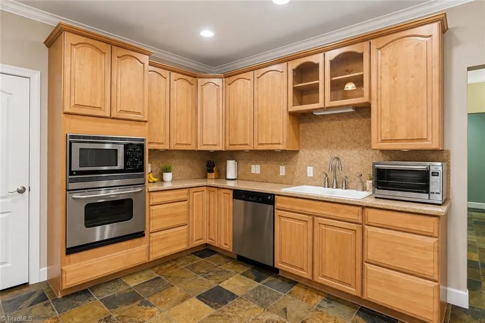 9190 Laurel Glenn Drive Rural Hall, NC 27045