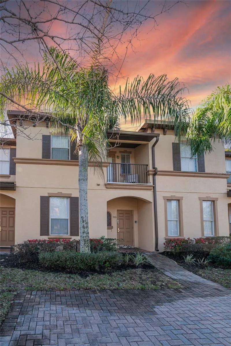 733 CALABRIA AVENUE Davenport, FL 33897
