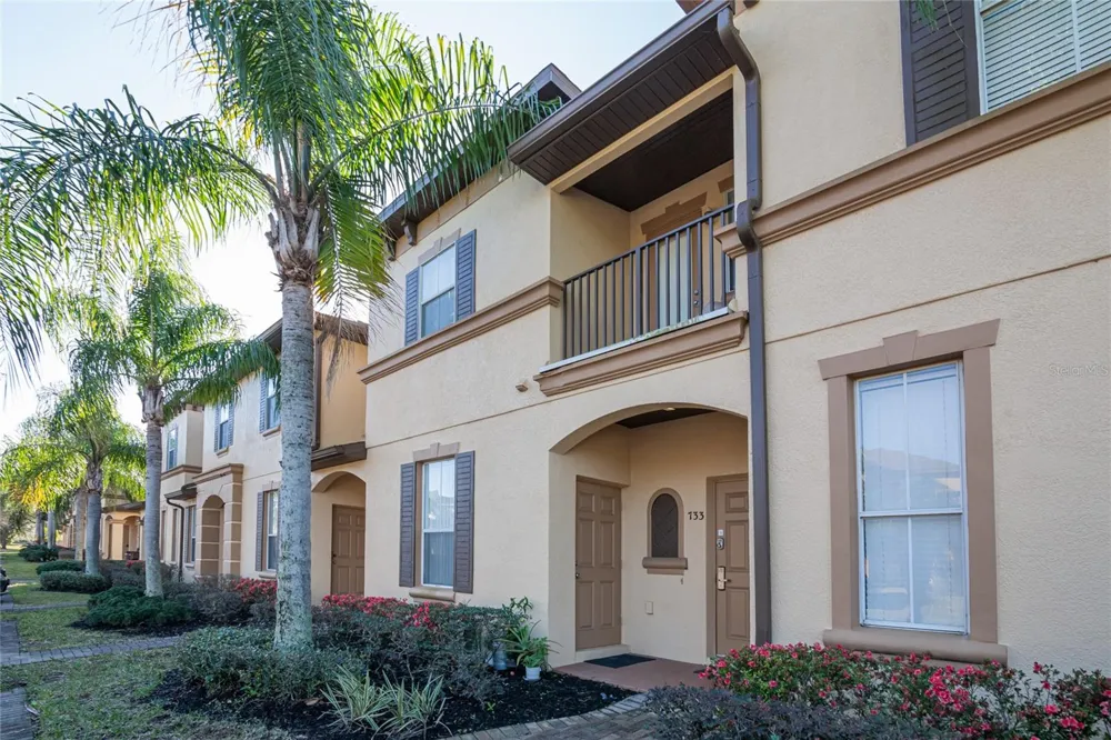 733 CALABRIA AVENUE Davenport, FL 33897