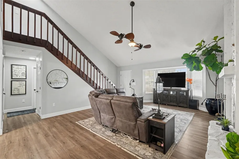 736 SANDY CREEK DRIVE Brandon, FL 33511