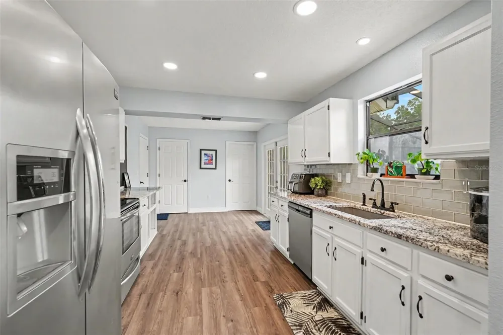 736 SANDY CREEK DRIVE Brandon, FL 33511