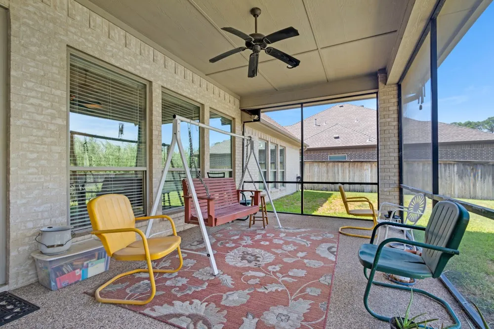 1904 Melbourne Drive Pantego, TX 76013