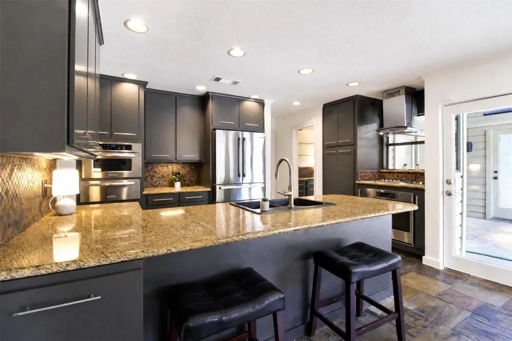 11901 Woodbridge Drive Dallas, TX 75243