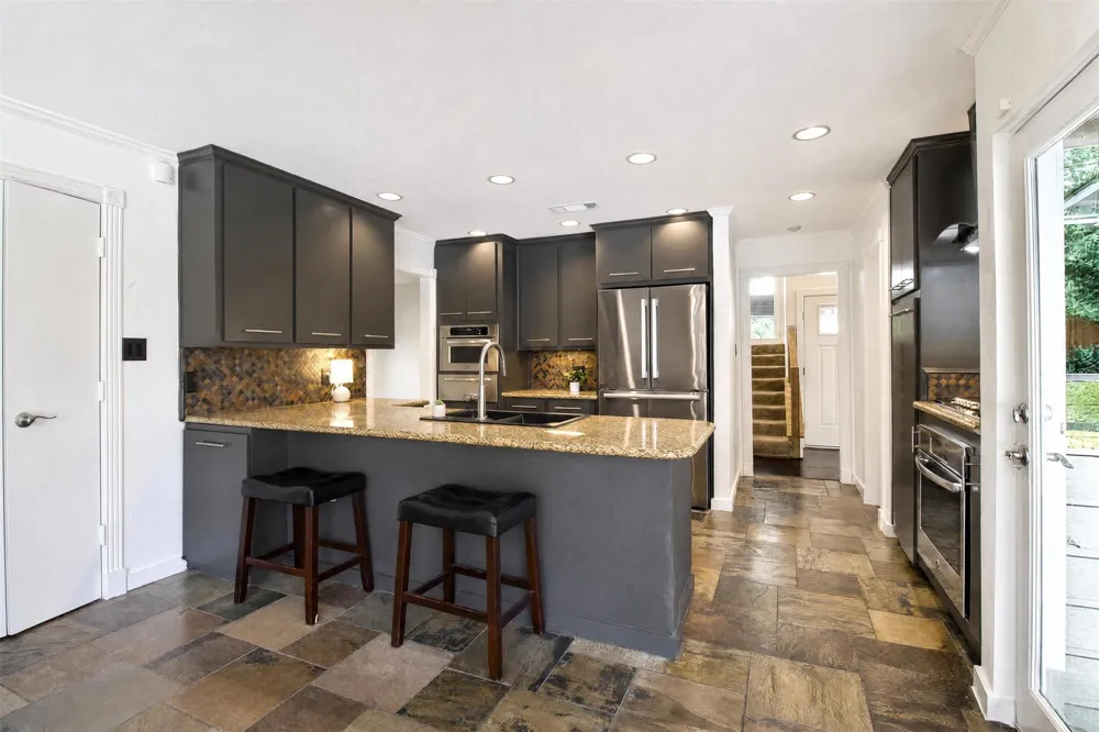 11901 Woodbridge Drive Dallas, TX 75243